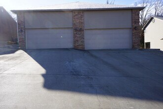 Building Photo - 1135 Grinnell Cir