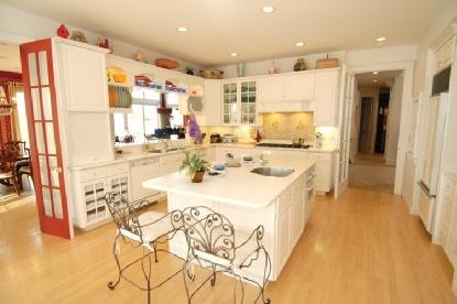 Foto del edificio - 82 Bay Ln