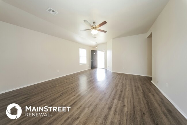 Building Photo - 5632 Dunlin Rd