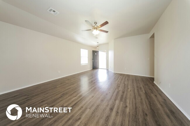 Foto del edificio - 5632 Dunlin Rd