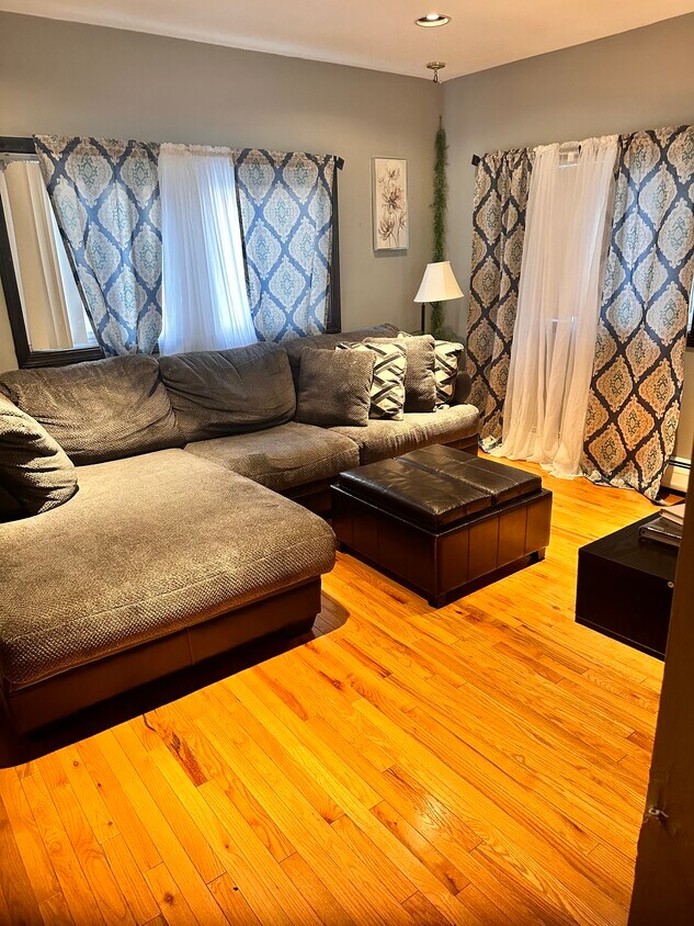 22 Devens St Unit Separate address, Everett, MA 02149 Apartments in