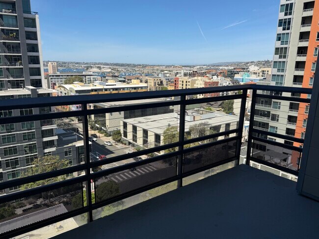 Foto del edificio - 1494 Union St
