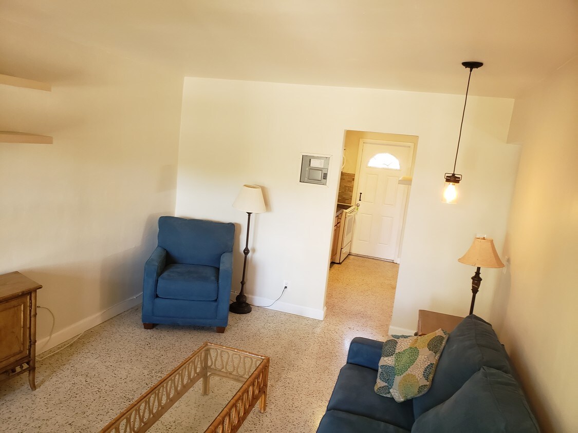 Primary Photo - 311 Inlet Way