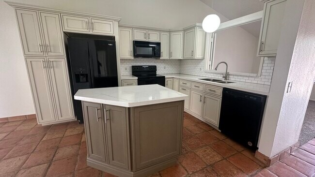 Foto del edificio - North Phoenix 2 bedroom Duplex