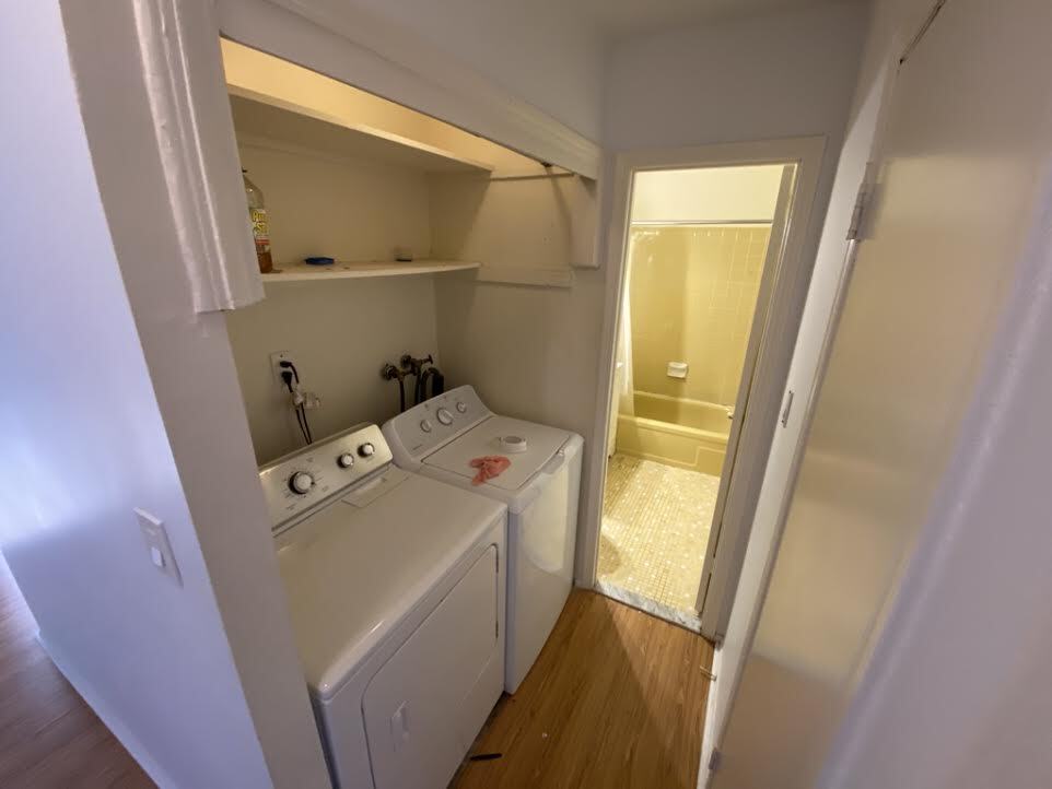 Foto principal - 3647 Johnson Ave