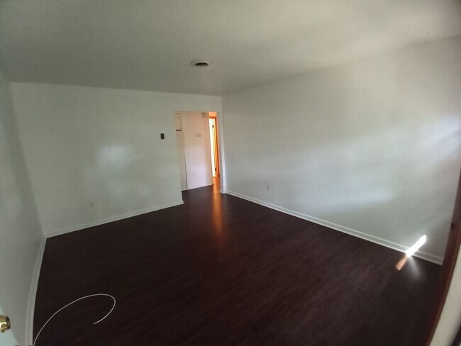 Foto del edificio - 1346 Strand St