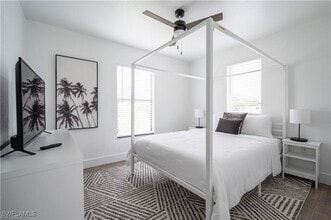 Building Photo - 507 14th St N