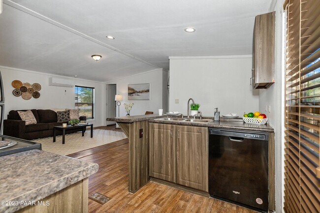 Building Photo - 20932 E Deer Valley Ln