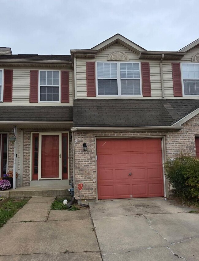 Building Photo - Valley Stream Neighborhood