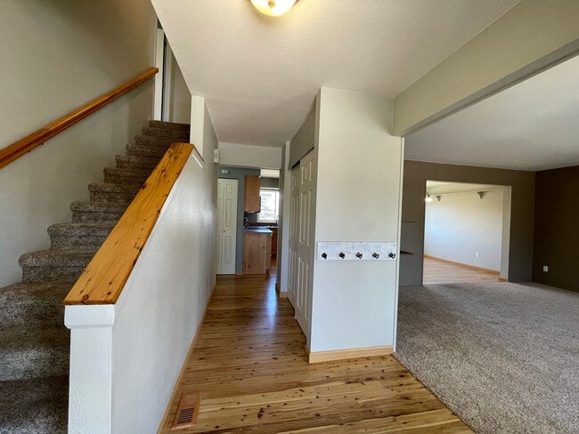 Foto del edificio - $0 DEPOSIT OPTION. 4BED/2.5BATH IN AURORA'S KINGSBOROUGH NEIGHBORHOOD