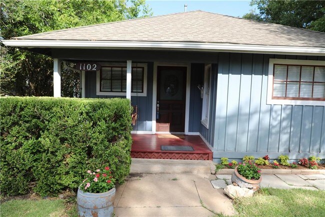 Foto del edificio - 1102 Toyath St