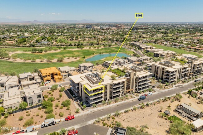 Foto del edificio - 4849 N Camelback Rdg Dr