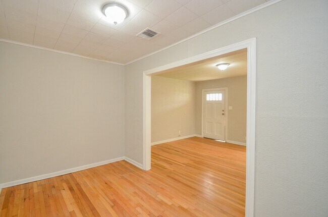 Foto del edificio - 217 Owens St