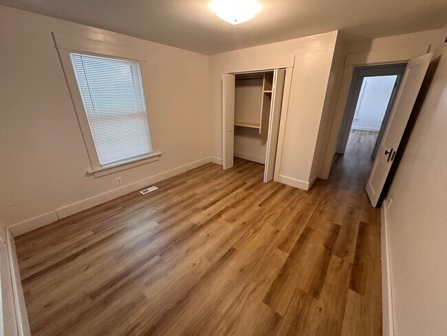 Foto del edificio - $895 - 2 bedroom/ 1 bathroom - Single Fami...
