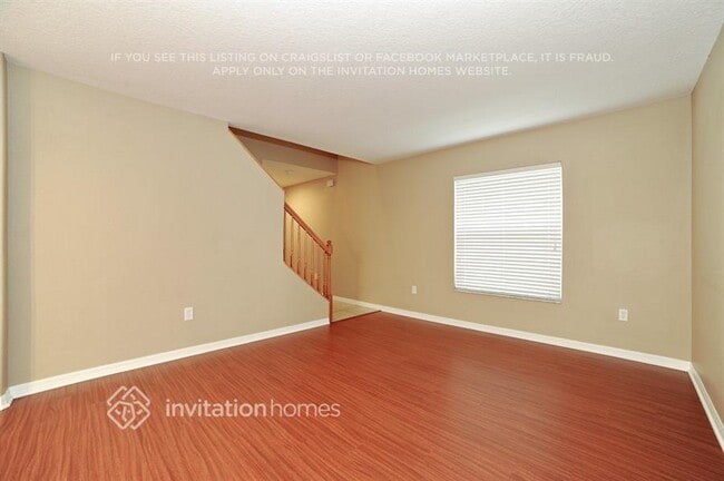 Foto del edificio - 3328 Thistledown Ln