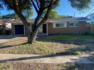 Building Photo - 2626 Tidewater Dr
