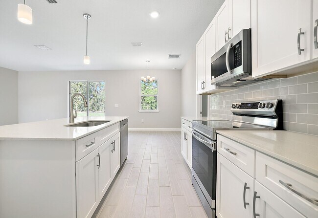 Building Photo - Modern New Home for Rent with Bonus Room in North Port