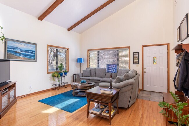 Foto del edificio - Four Bedroom in the Pines of Prescott