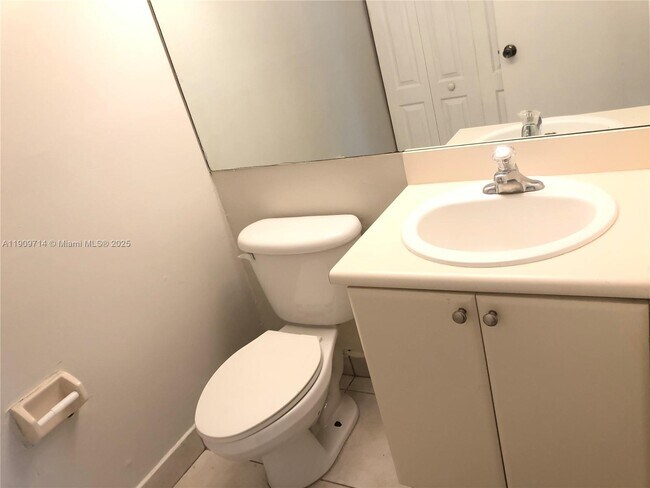 Foto del edificio - 4637 NW 97th Ct