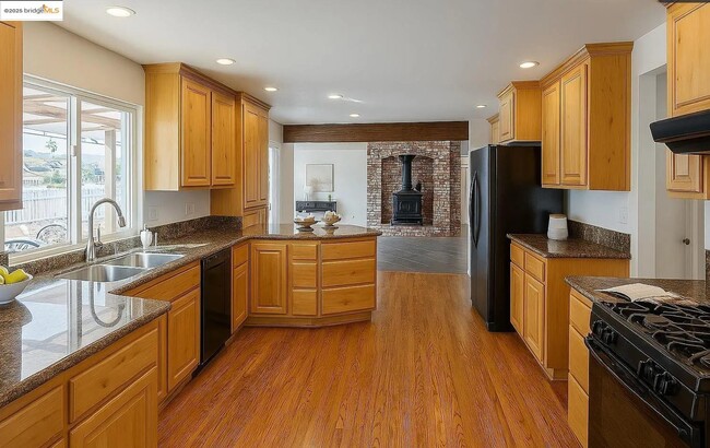 Building Photo - 301 Discovery Bay Blvd