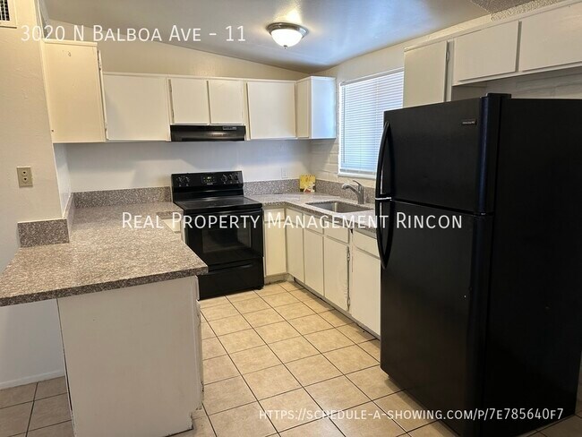 Foto del edificio - 3020 N Balboa Ave