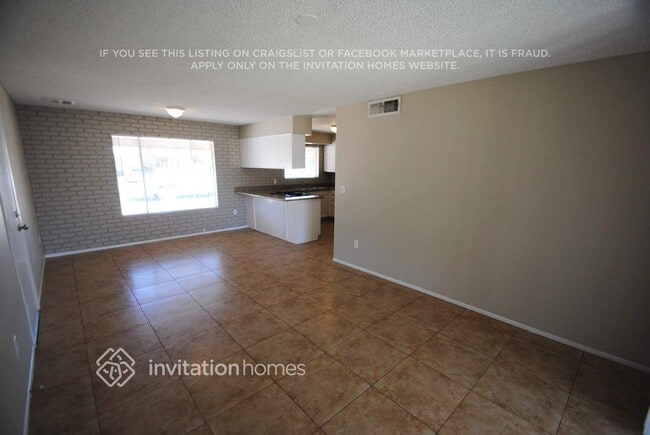 Foto del edificio - 5337 W Berkeley Rd