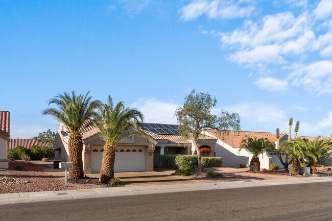 Foto del edificio - 8528 Glenmount Dr