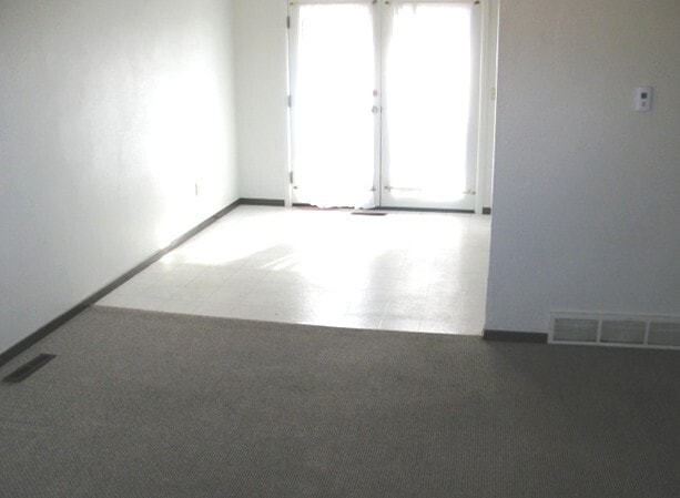 Foto del edificio - 427 E 6th St