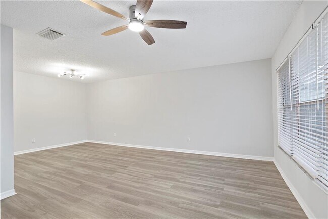 Foto del edificio - 5852 Shale Ct