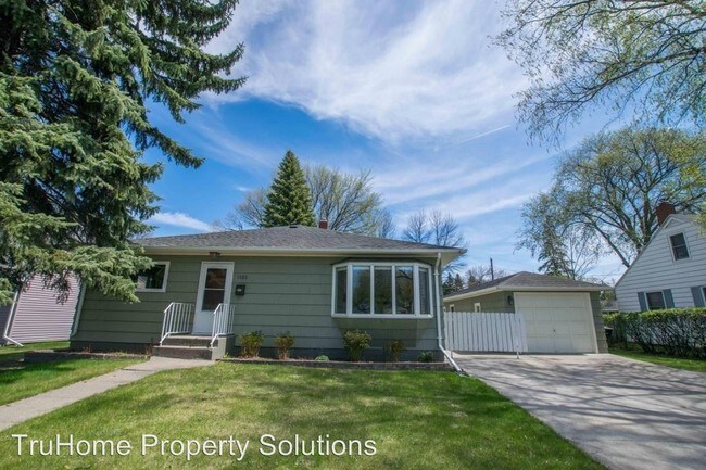 Building Photo - 4 br, 2 bath House - 1523 Cherry Street