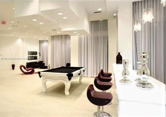 Building Photo - 350 S Miami Ave