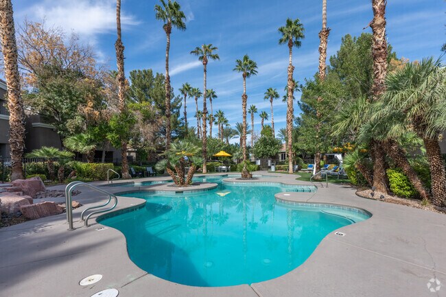 Building Photo - Aviata