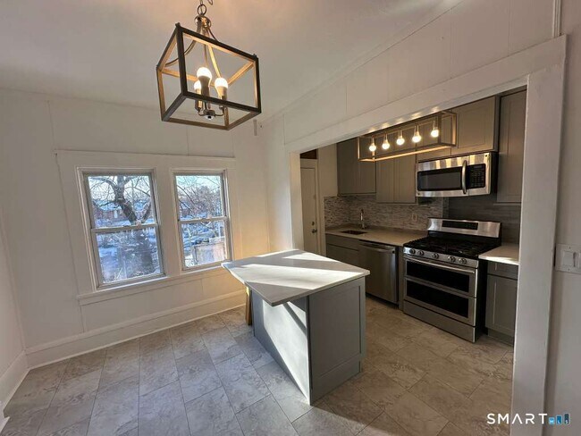 Foto del edificio - 52 Oak St