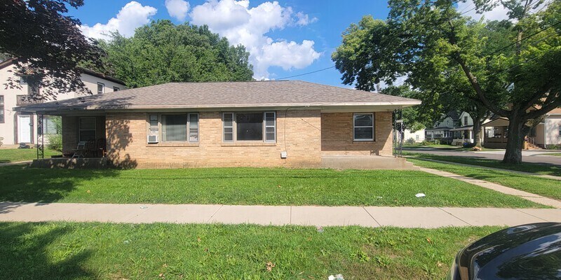 Primary Photo - 2242-2244 7th st.