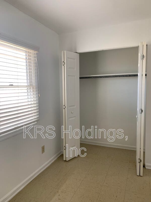 Building Photo - 272 Gulfstream Dr