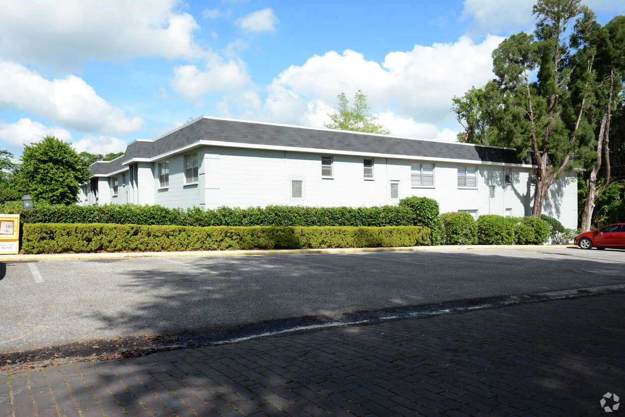 Villas Apartments Dade City, FL