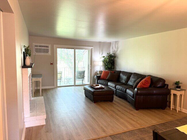 Building Photo - 1745 Maricopa Dr