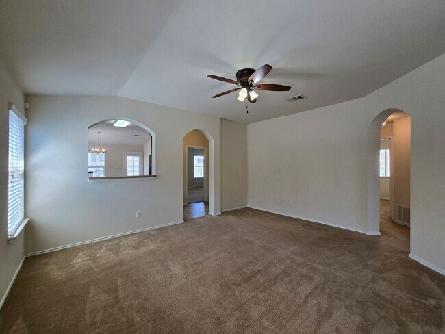 Building Photo - 4604 Black Forest Ln