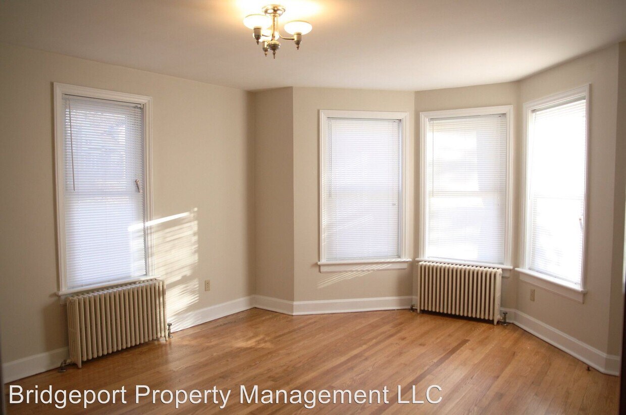Primary Photo - 2722 Walnut St