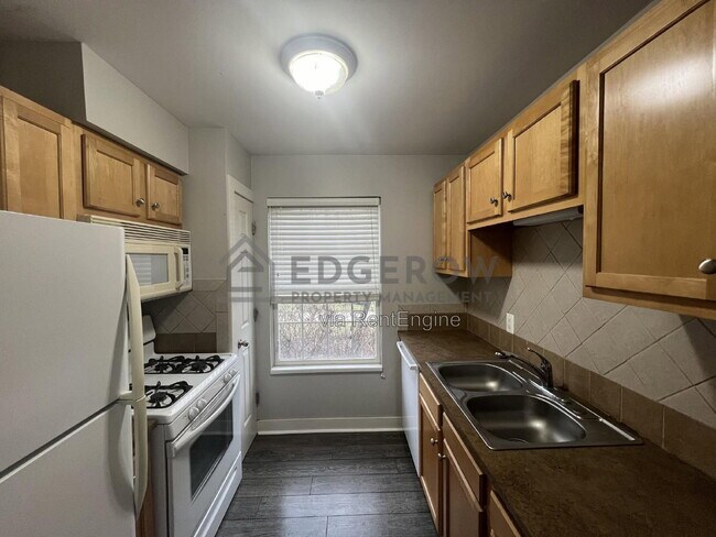 Building Photo - 4569 Moffett Rd NW