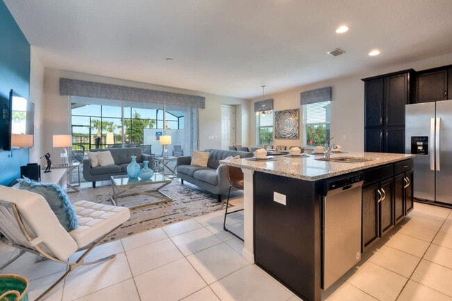 Building Photo - 1533 Carey Palm Cir