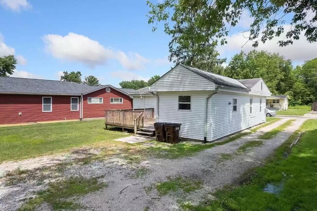 Back - 170 Wilmar St