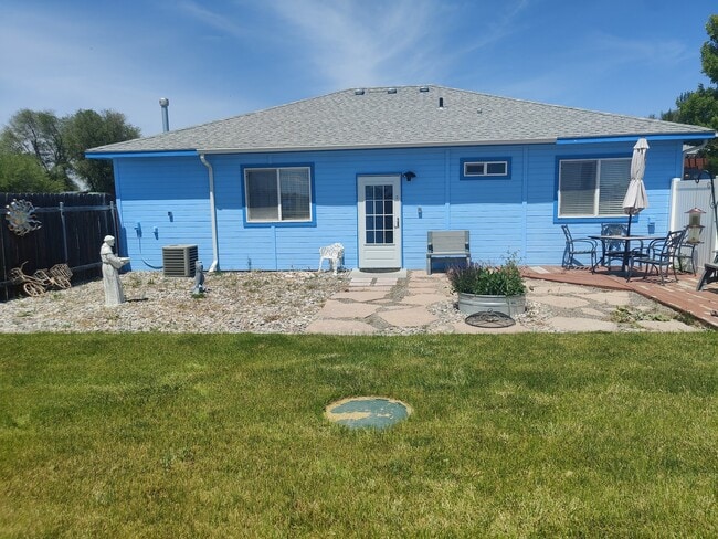 Foto del edificio - 1034 SE Hamilton Rd