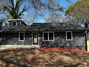 Building Photo - 1191 Arlington Ave SW
