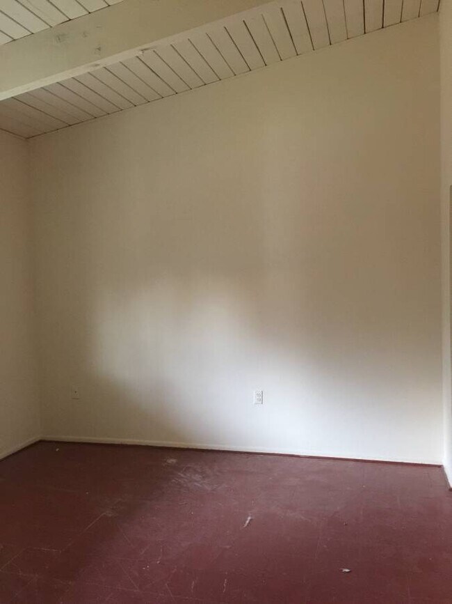 Bedroom #3 - 11356 Cherry Hill Rd