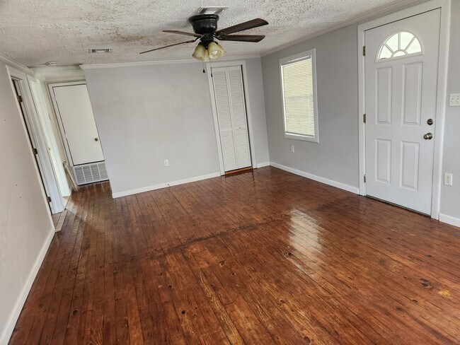 Foto del edificio - 4045 Miami Ave