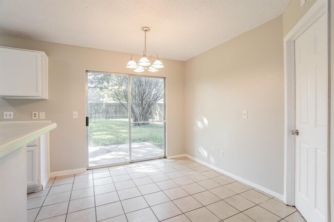Building Photo - 13307 Harpers Bridge Dr
