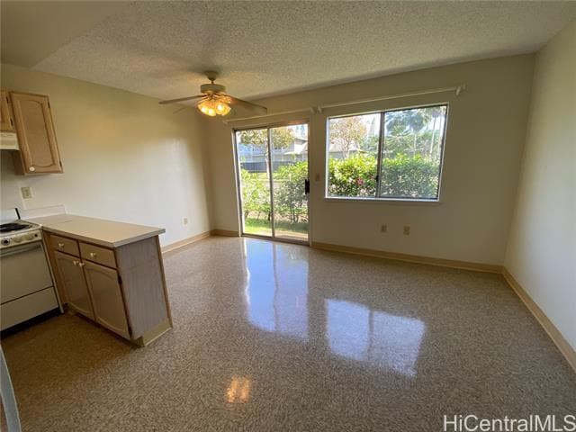 Building Photo - 95-1013-1013 ?Ainamakua Dr