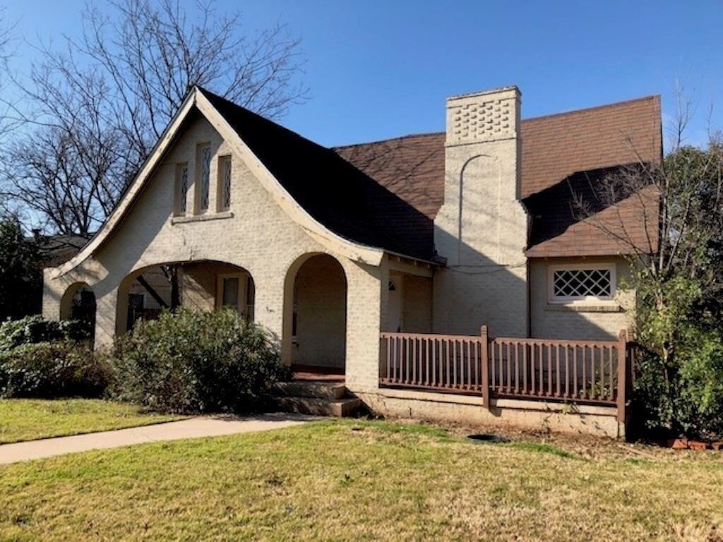 Foto principal - 802 Davis Dr