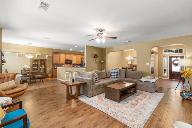 Building Photo - 8207 Golden Harbor